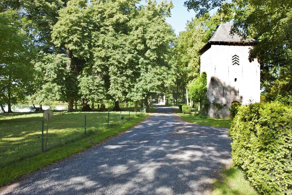 Lozerkasteel Hotel Kruishoutem Exterior foto